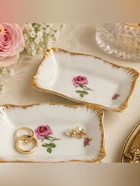 Elegant Vintage Floral Porcelain  Hand Painted Japan  Trinket Dishes
